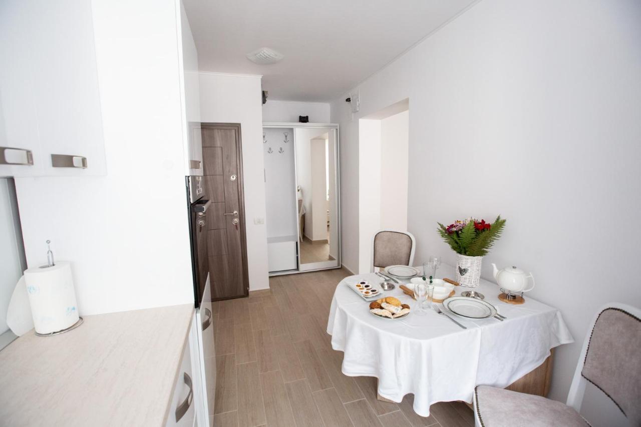 Perfect Apartment Central Brasov Ngoại thất bức ảnh