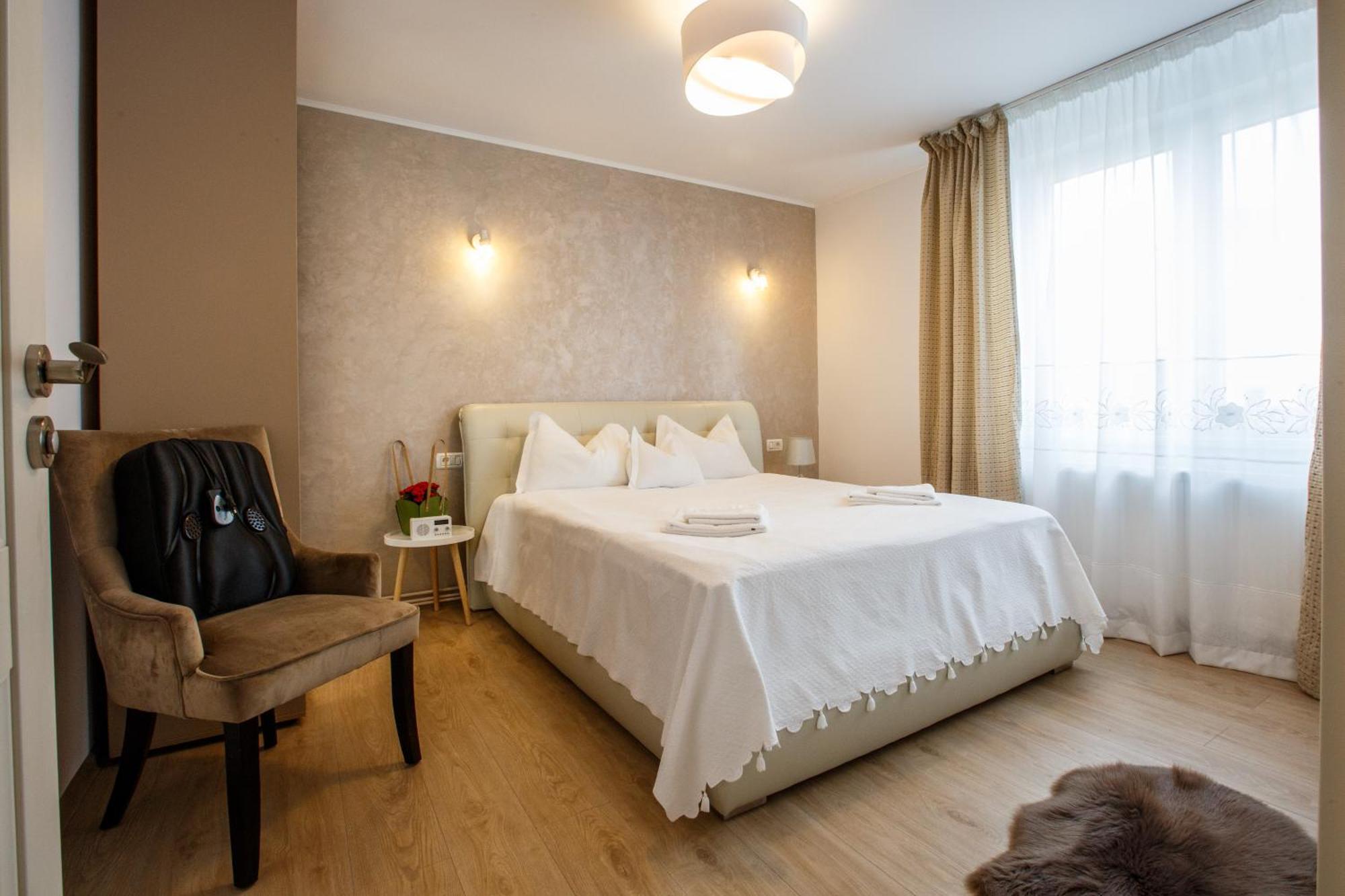 Perfect Apartment Central Brasov Ngoại thất bức ảnh